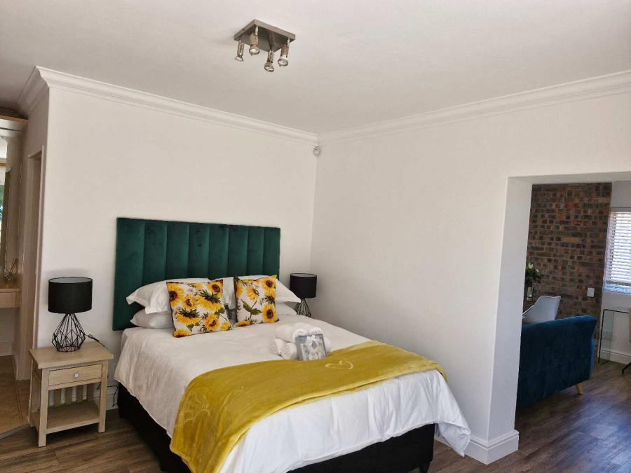 1 Bedroom Property for Sale in Plattekloof Western Cape